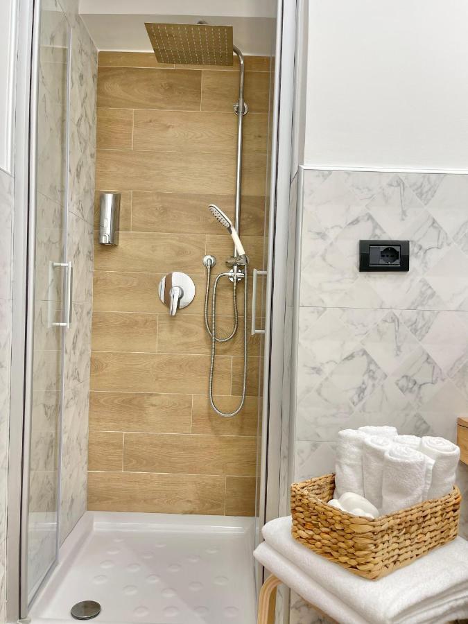 Regina Elena Rooms 佩斯卡拉 外观 照片