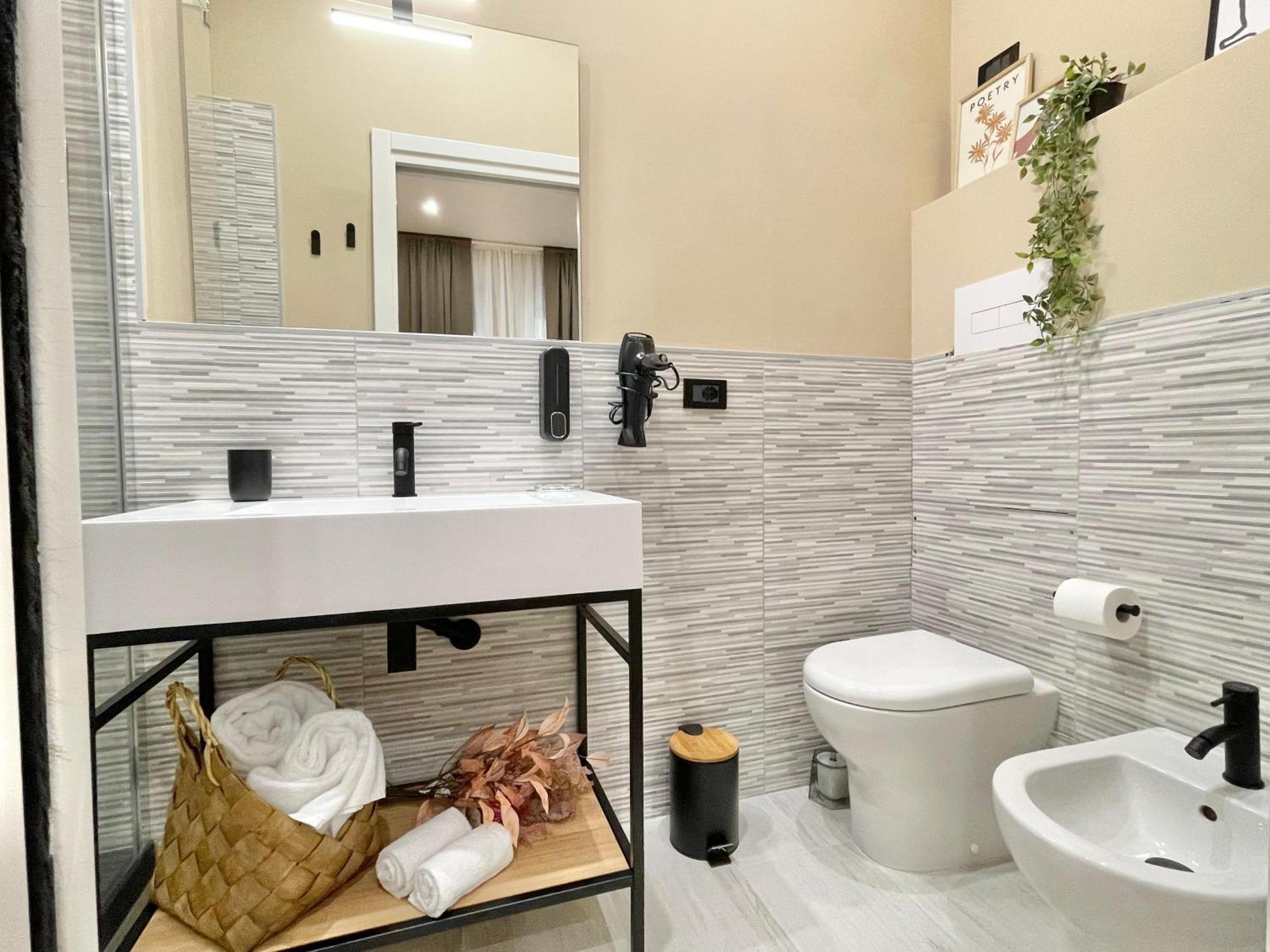 Regina Elena Rooms 佩斯卡拉 外观 照片